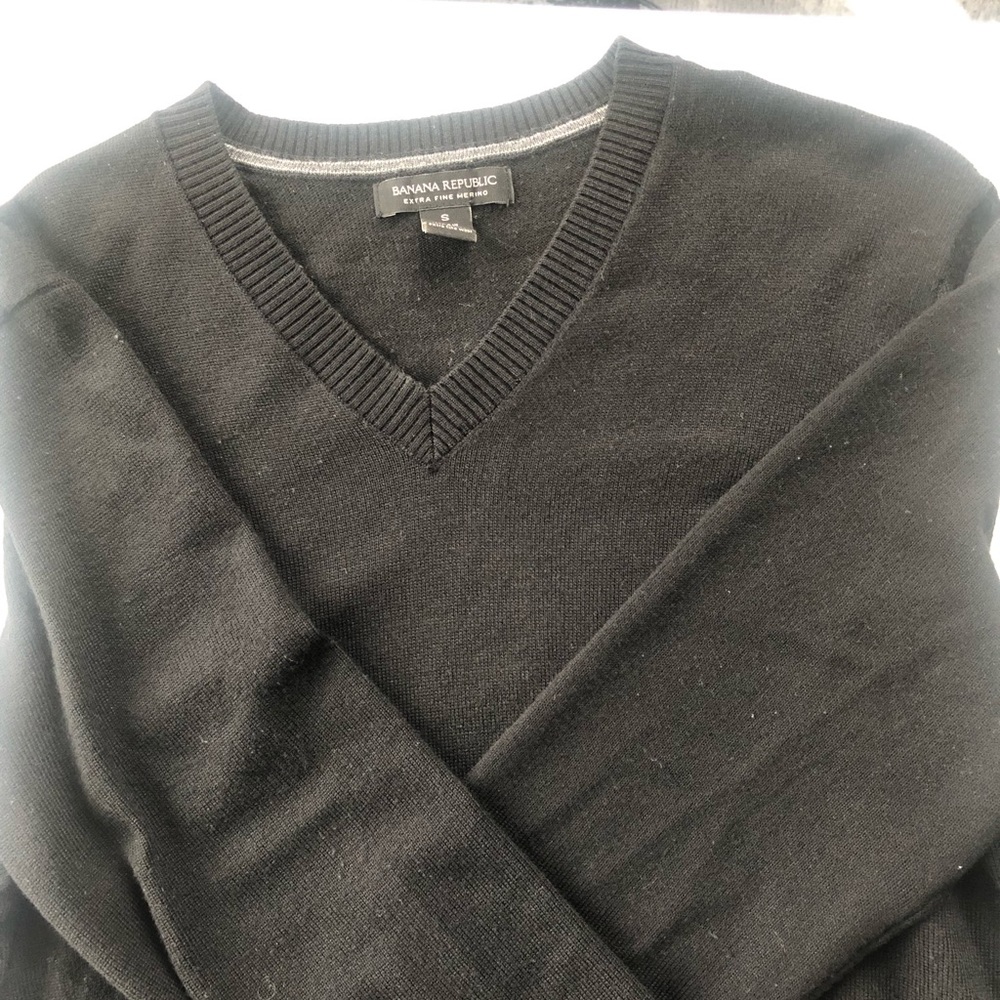 Banana republic v-neck sweater